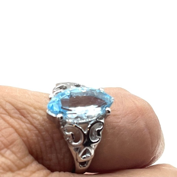 Sky Blue Topaz size 6 Marquise Sterling Silver Solitaire Ring - Picture 5 of 10